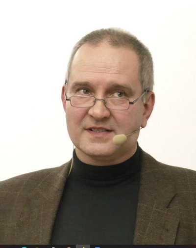 Dr. Petr Křížek