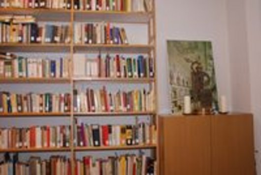 Bibliothek im AG-Büro Bamberg
