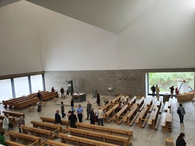 Kirche Poing innen