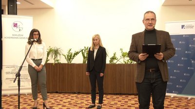 Dr. Petr Křížek, Lenka Longuemart, Amálie Kostřížová, KAS, SAG